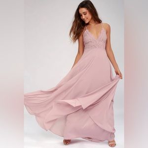 New with tags, size small * LuLu's Madalyn Dusty Lavender Lace Maxi Dress!